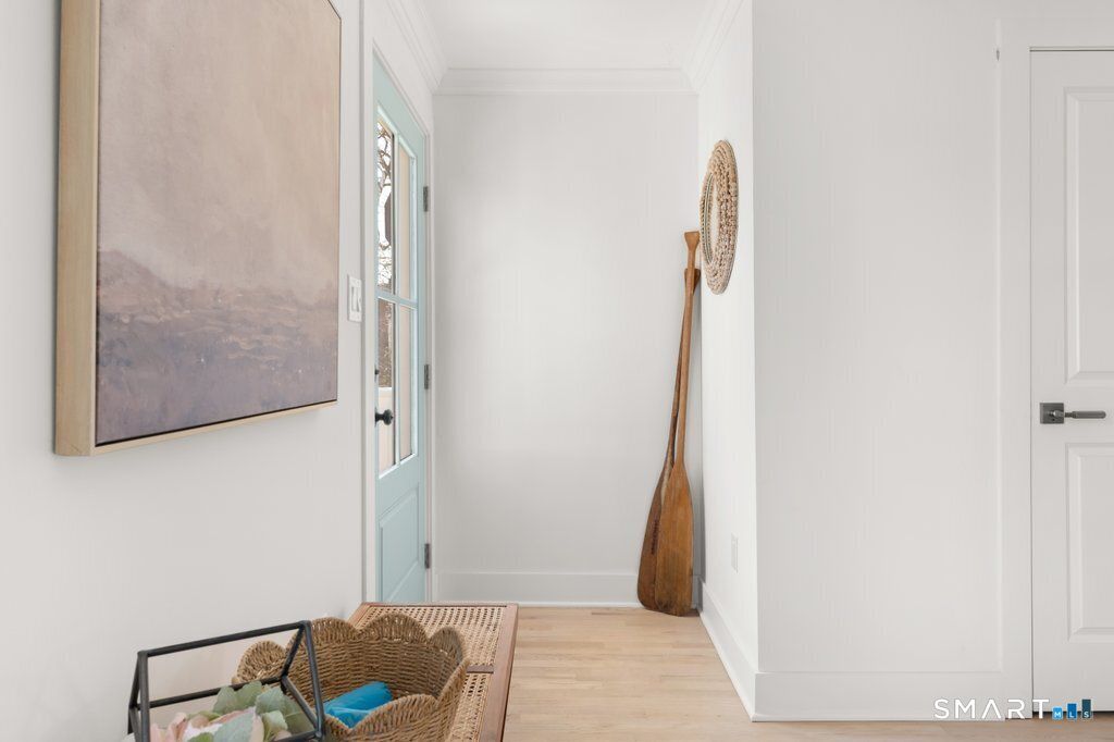 Photo of 181 Eastern Parkway, Milford, CT 06460 (MLS # 24165864)