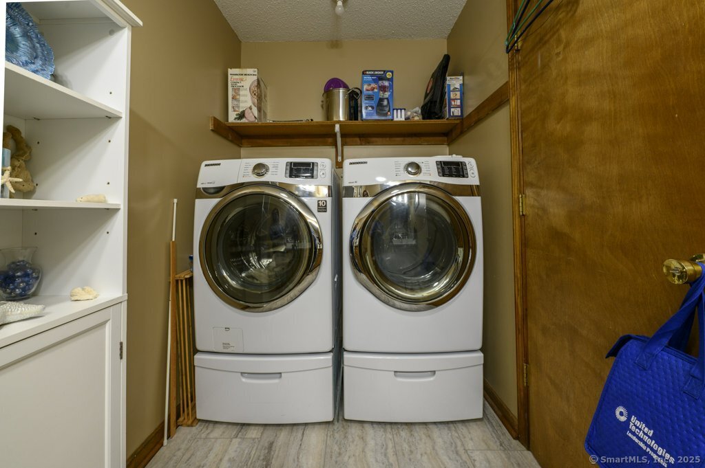 73 Mark Drive, Southington, Connecticut image 16