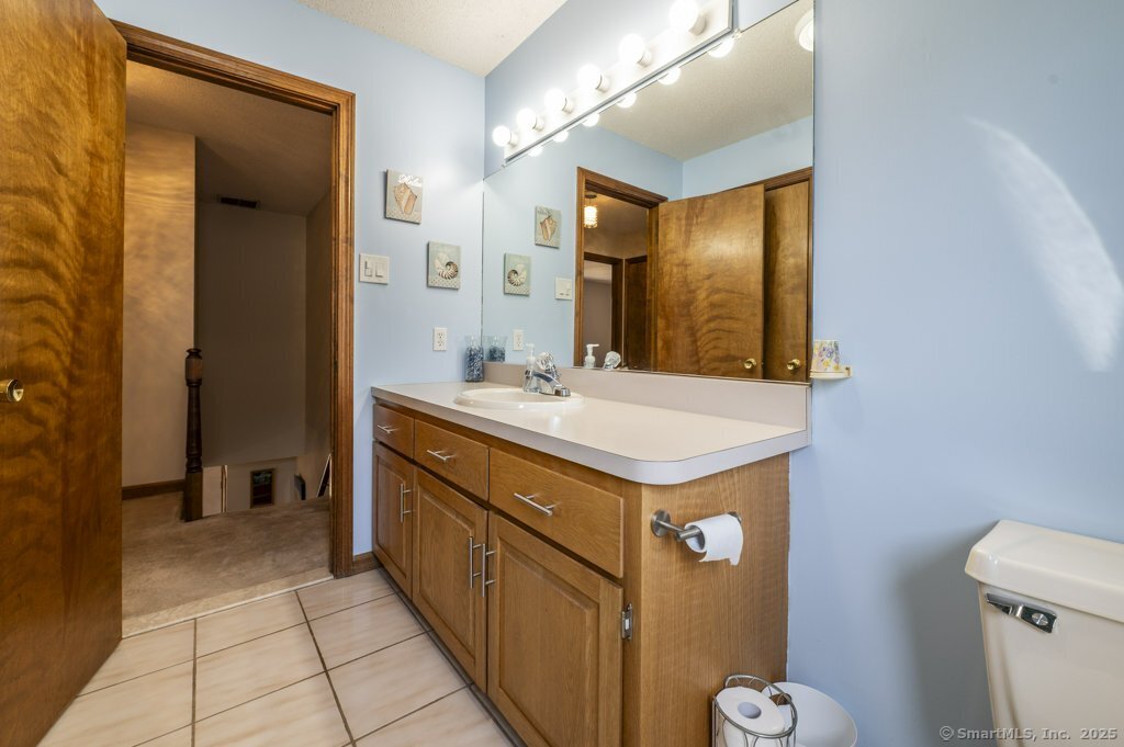 73 Mark Drive, Southington, Connecticut image 26