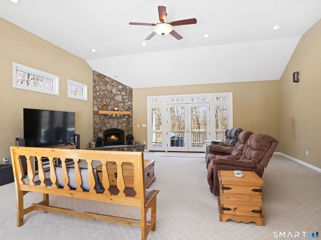 Photo of 88 Kings Highway, Shelton, CT 06484 (MLS # 24156952)