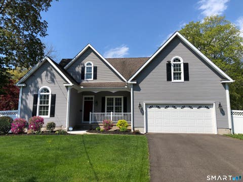 Homes For Sale - 228 S Main Street<br/> Manchester, CT 06040