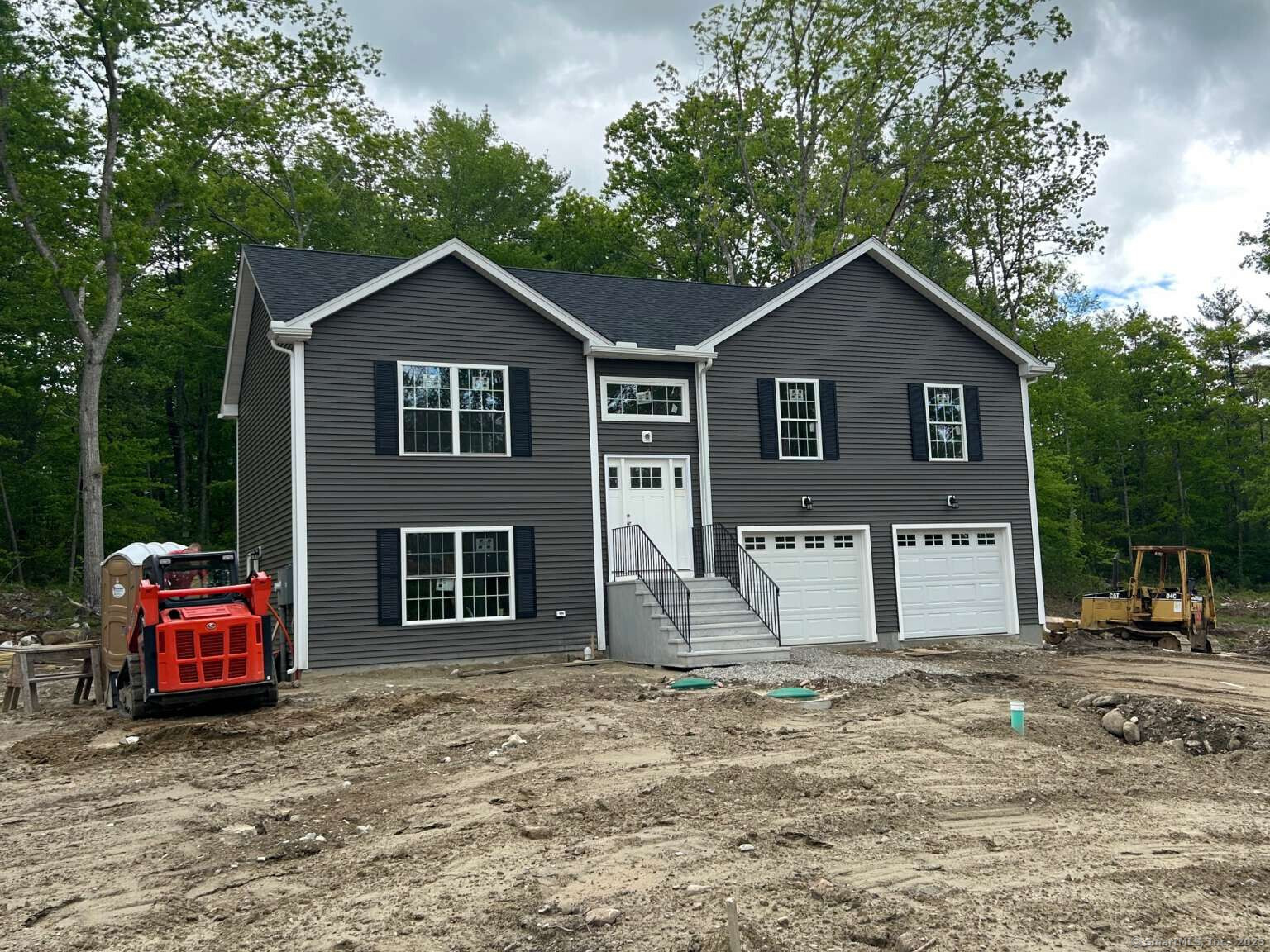 45 Logans Lane, Thompson, Connecticut image 1