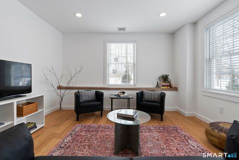 Tiny photo for 179 Butternut Street #7, Middletown, CT 06457 (MLS # 24154299)