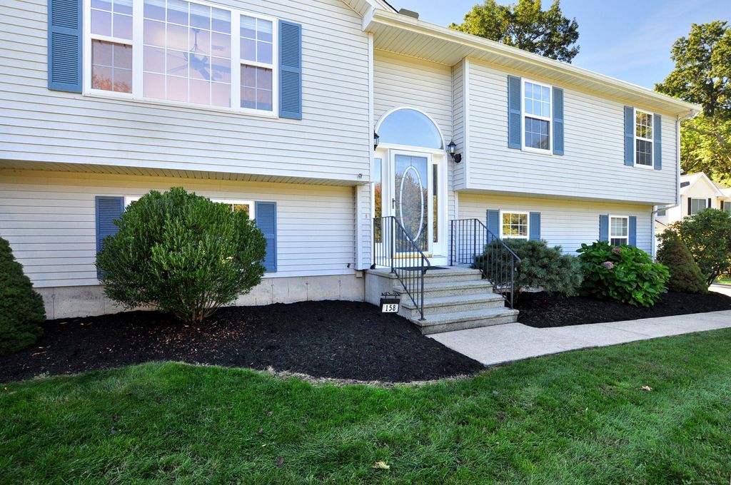 Photo of 158 Winterwood, Windsor, CT 06095 (MLS # 170623669)