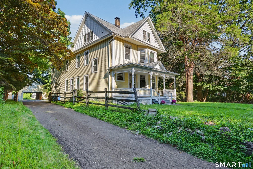 Photo of 1908 Stratfield Road, Fairfield, CT 06825 (MLS # 24200064)