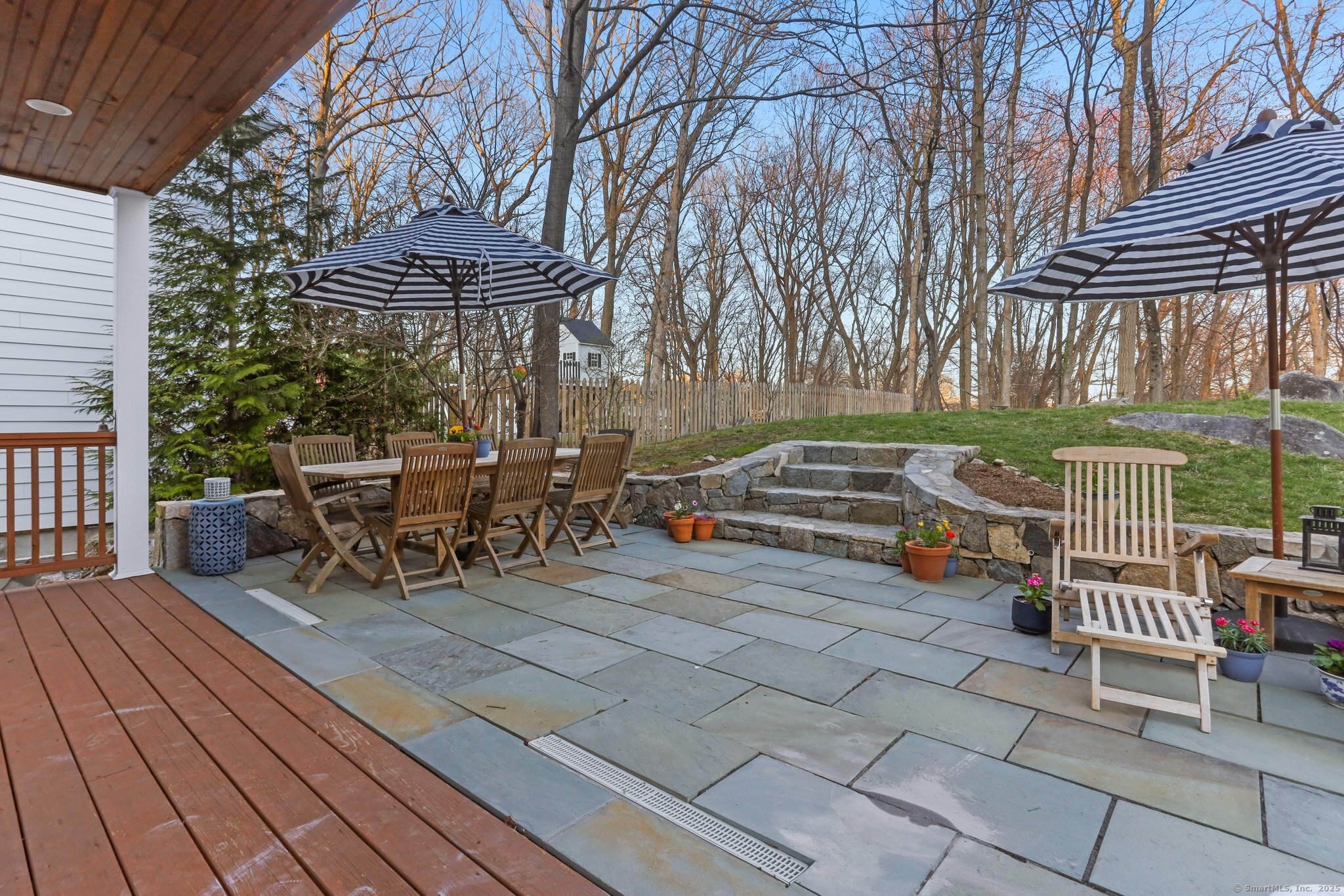 Greenwich, Connecticut 06807, United States, 4 Bedrooms Bedrooms, ,4 BathroomsBathrooms,Residential,Active,102779