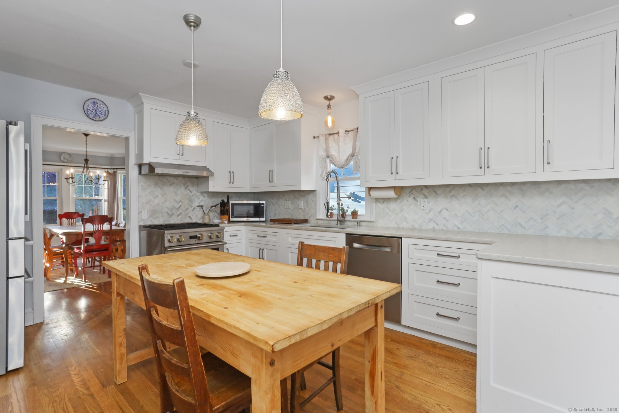 Greenwich, Connecticut 06807, United States, 4 Bedrooms Bedrooms, ,4 BathroomsBathrooms,Residential,Active,102779