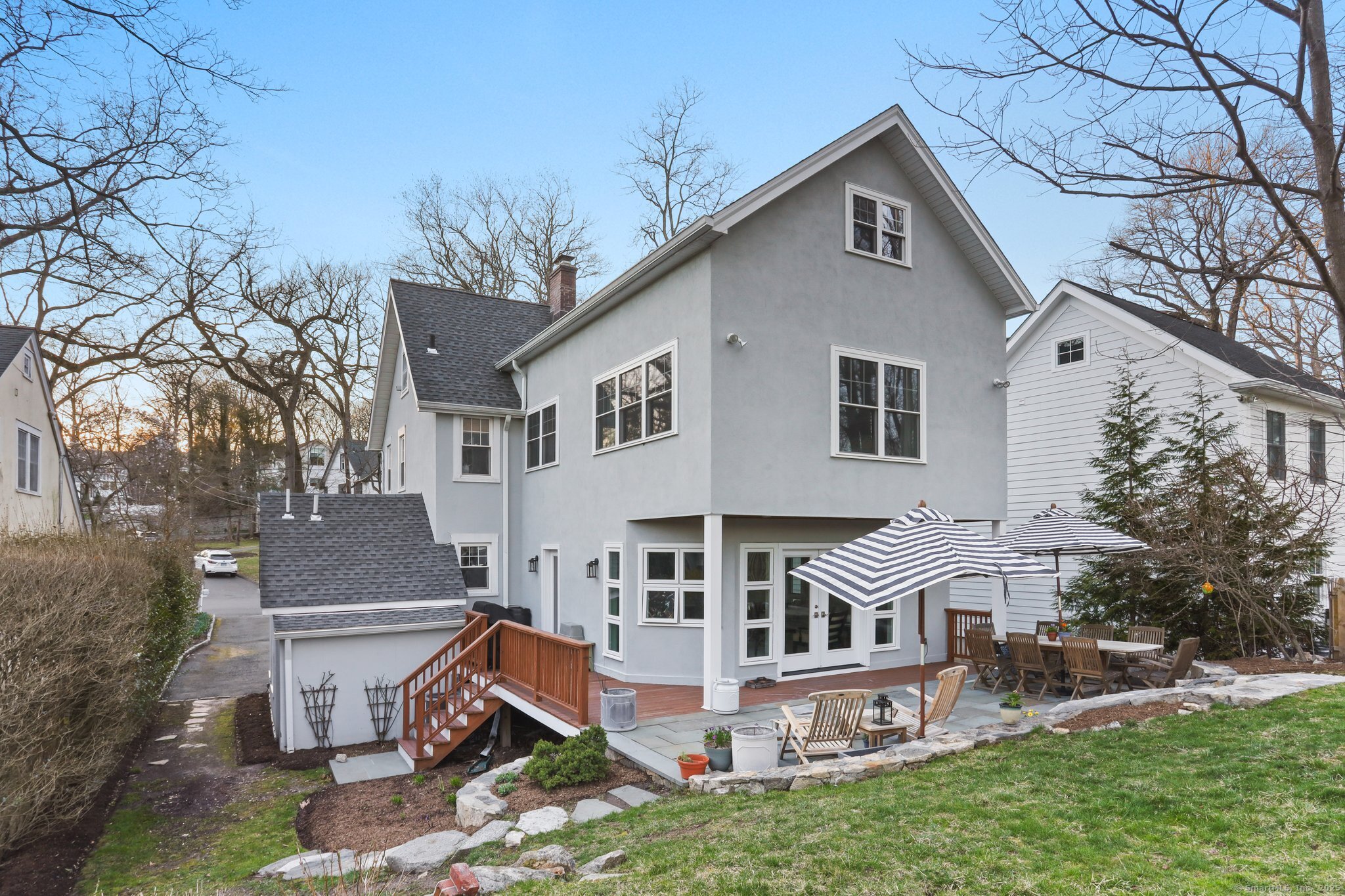 Greenwich, Connecticut 06807, United States, 4 Bedrooms Bedrooms, ,4 BathroomsBathrooms,Residential,Active,102779