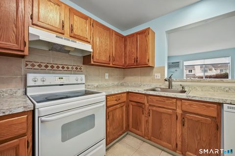 Tiny photo for 305 Willow Springs #305, New Milford, CT 06776 (MLS # 24163350)