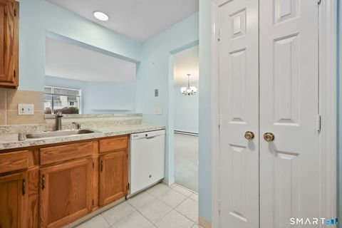 Tiny photo for 305 Willow Springs #305, New Milford, CT 06776 (MLS # 24163350)