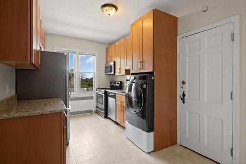 Tiny photo for 6 Highland Street #C1, West Hartford, CT 06119 (MLS # 24136452)