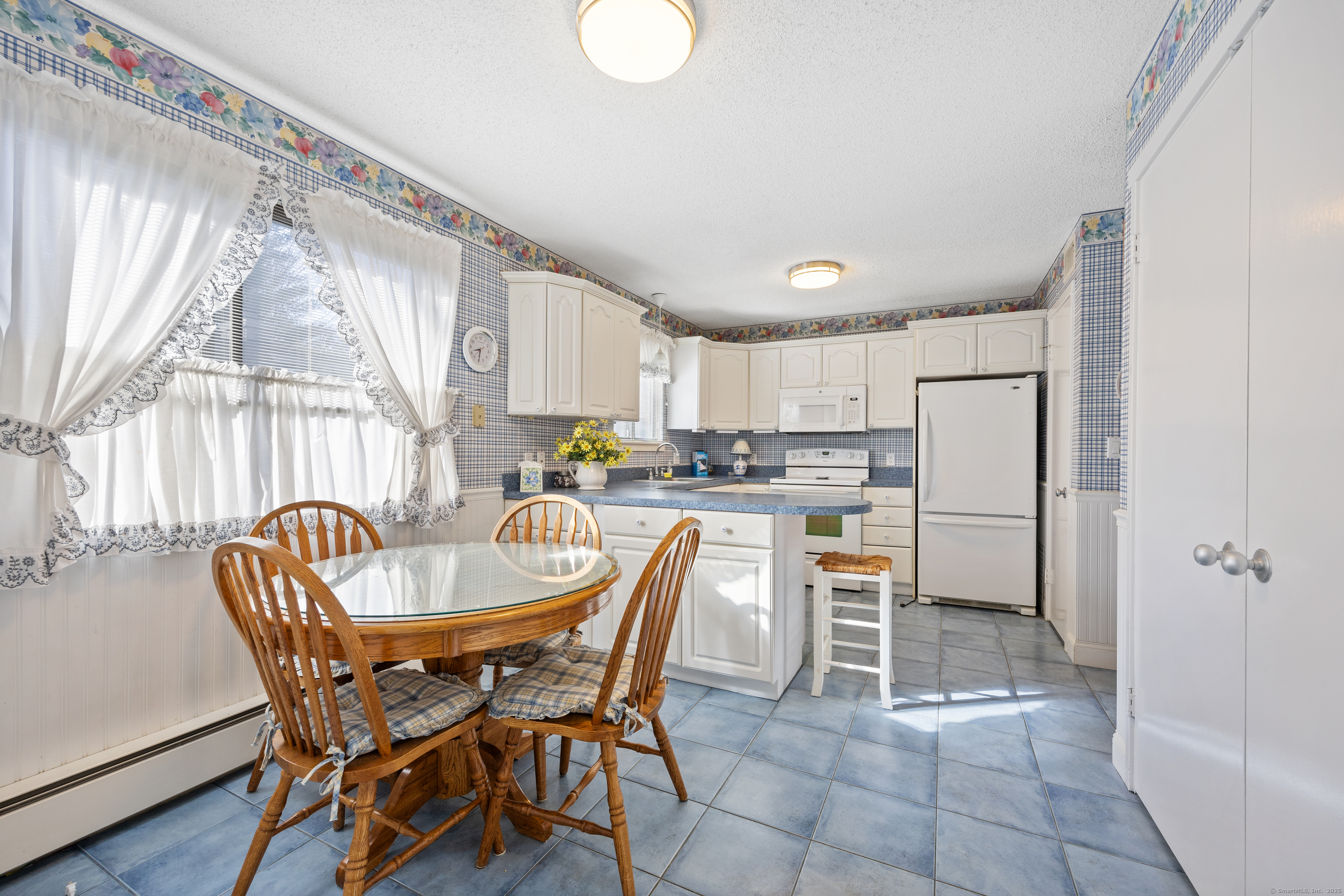 650 Heritage Village #B, Southbury, Connecticut image 5