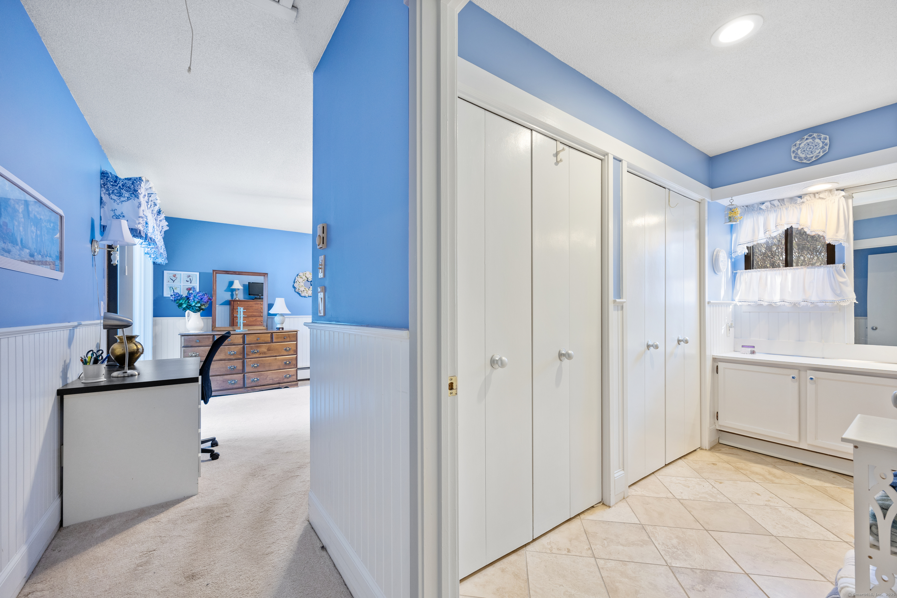 650 Heritage Village #B, Southbury, Connecticut image 16