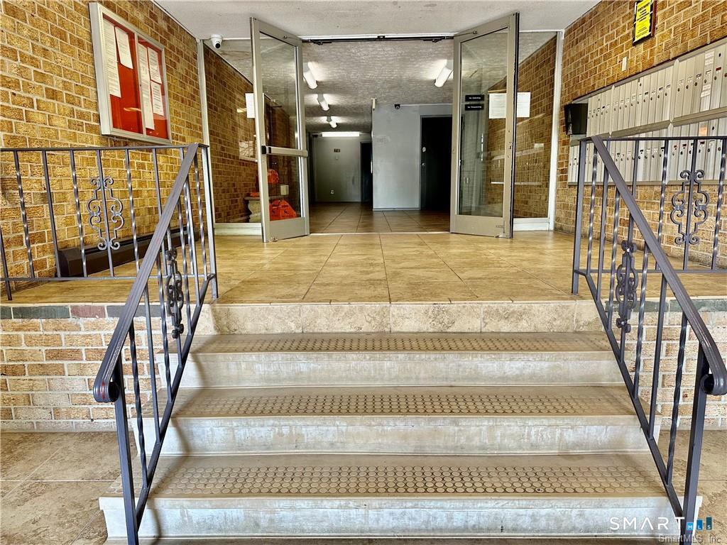 155 Bull Hill Lane APT 201