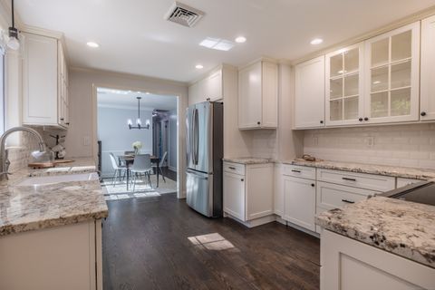 Tiny photo for 2428 Huntington Turnpike, Trumbull, CT 06611 (MLS # 24138523)