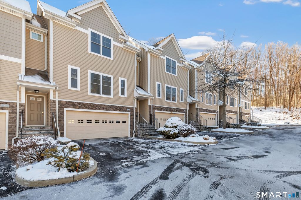 Photo of 22 Ashwood Circle #22, Shelton, CT 06484 (MLS # 24149721)