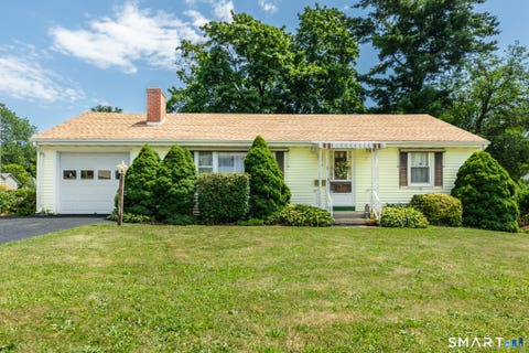 Homes For Sale - 41 Blodgett Roy Drive<br/> New Britain, CT 06053