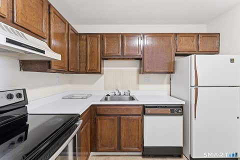 Tiny photo for 2316 Cromwell Hills Drive #2316, Cromwell, CT 06416 (MLS # 24182341)