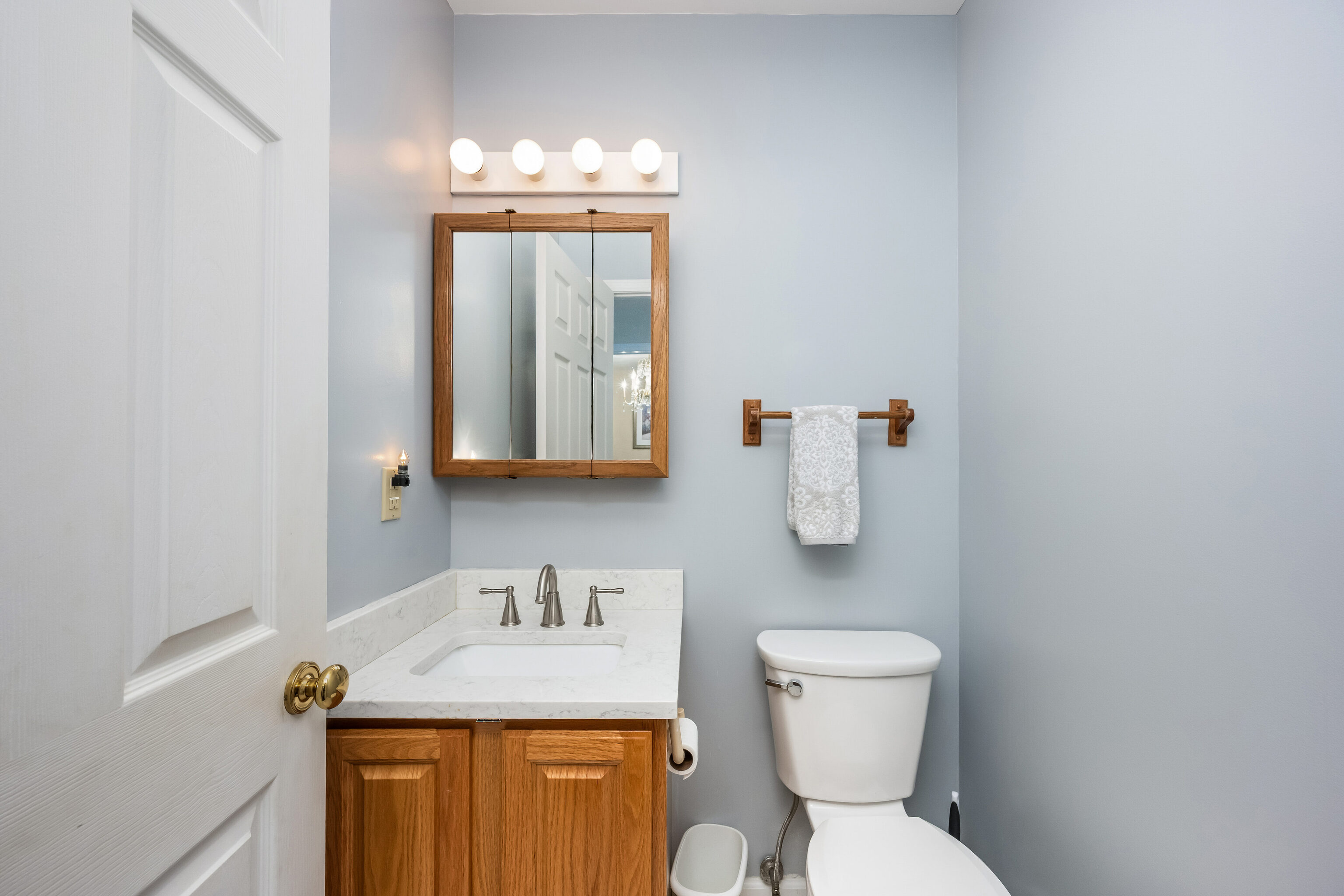 Monroe, Connecticut 06468, United States, 1 Bedroom Bedrooms, ,2 BathroomsBathrooms,Residential,Coming Soon,240872