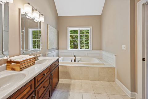 Tiny photo for 6 Windsor Lane, New Hartford, CT 06057 (MLS # 24122857)