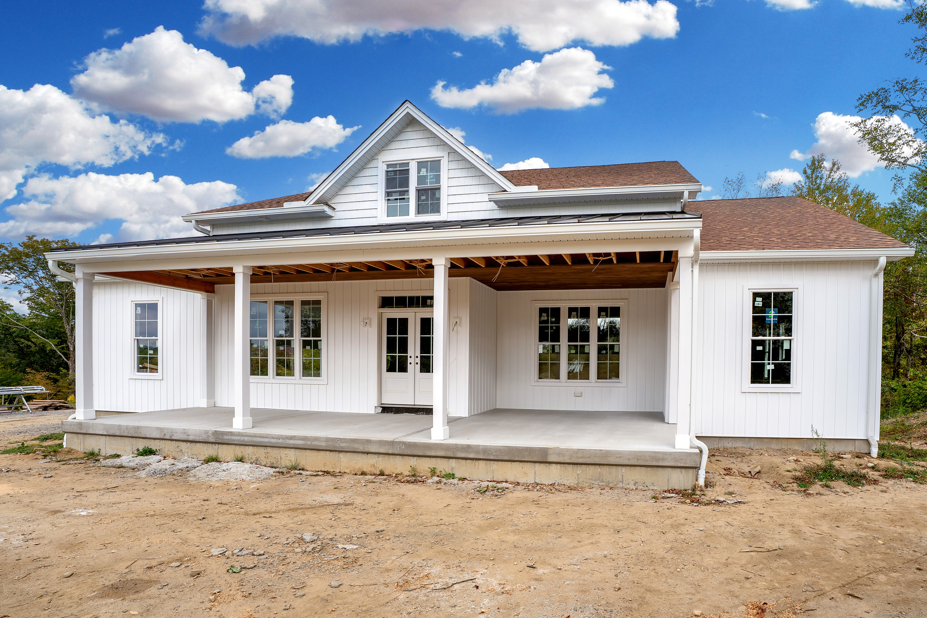 12 Meadowcrest Drive North