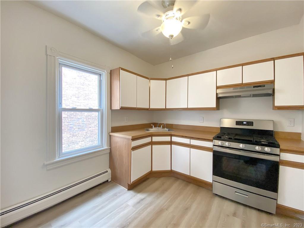 Rental Property at 21 First Street 5, Norwalk, Connecticut - Bedrooms: 1 
Bathrooms: 1 
Rooms: 3  - $1,795 MO.