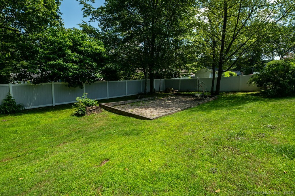 140 Hilltop Road