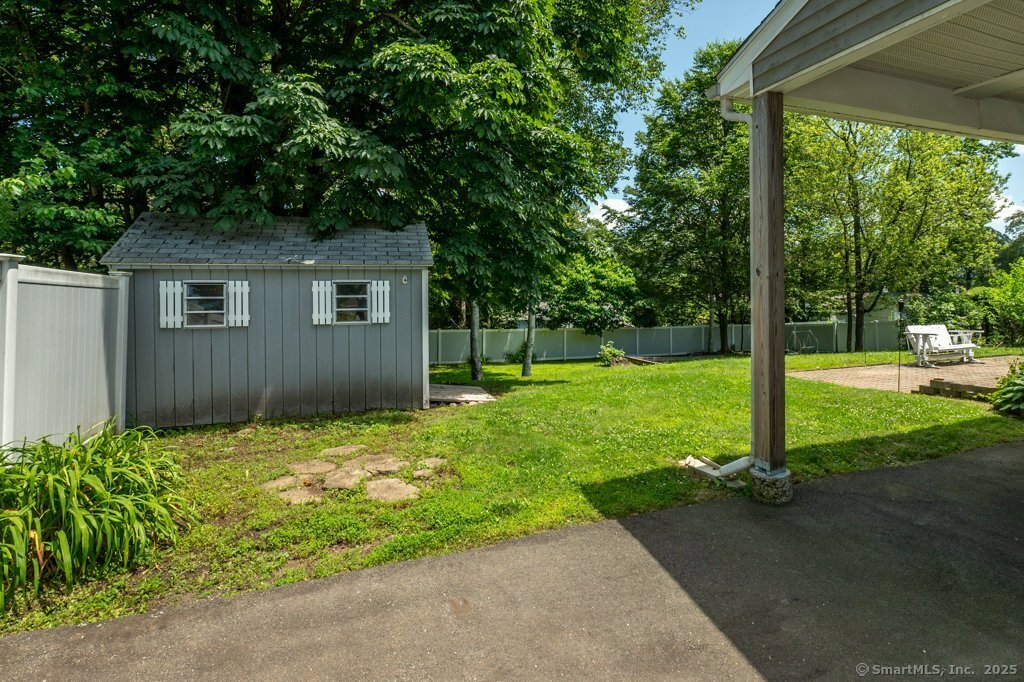140 Hilltop Road