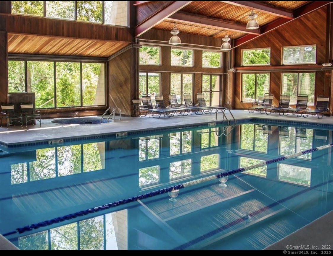 213 Ledge Drive 213