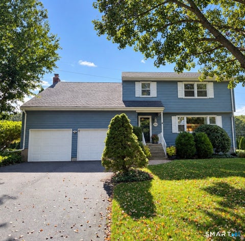 Photo of 280 E Opal Drive, Glastonbury, CT 06033 (MLS # 24207919)