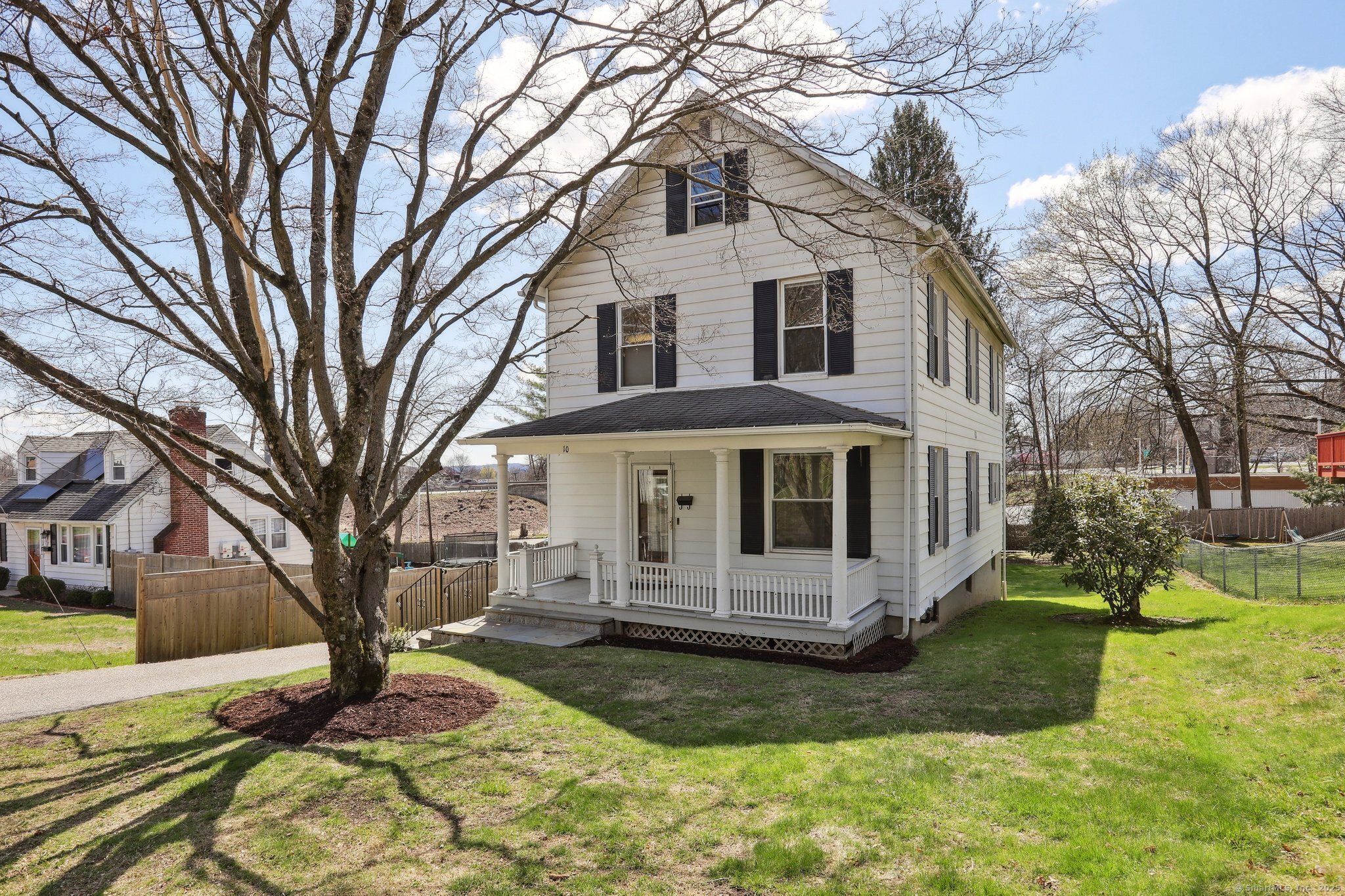 10 Oak Street, Danbury, Connecticut image 2