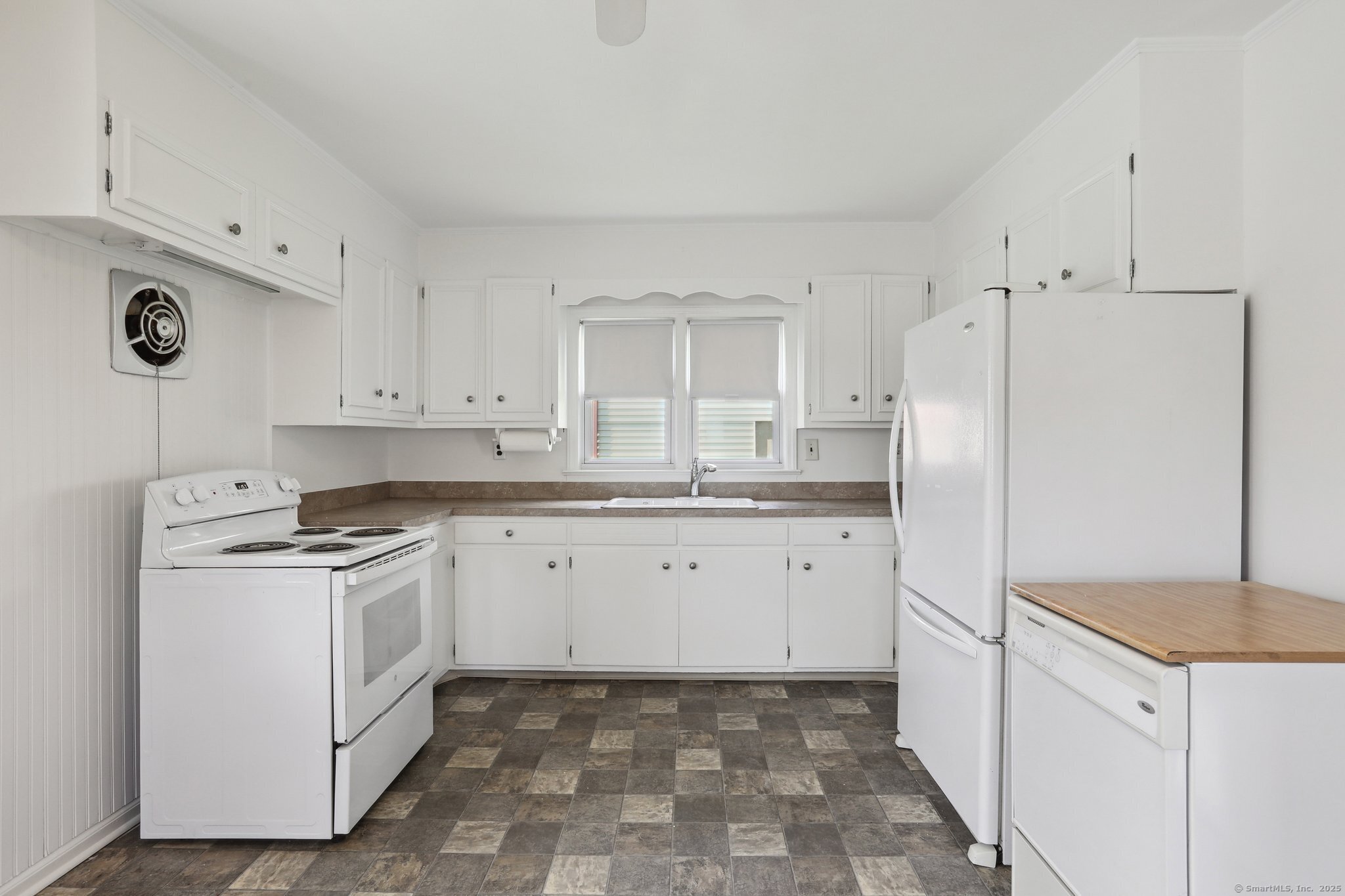 10 Oak Street, Danbury, Connecticut image 13