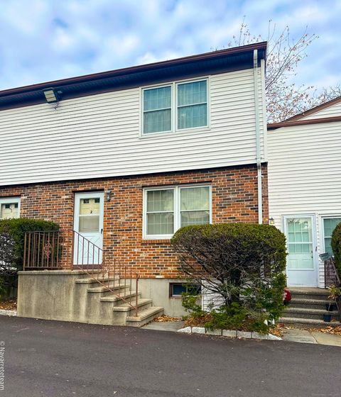 Photo of 209 Seaside Avenue #APT 2, Stamford, CT 06902 (MLS # 24127047)