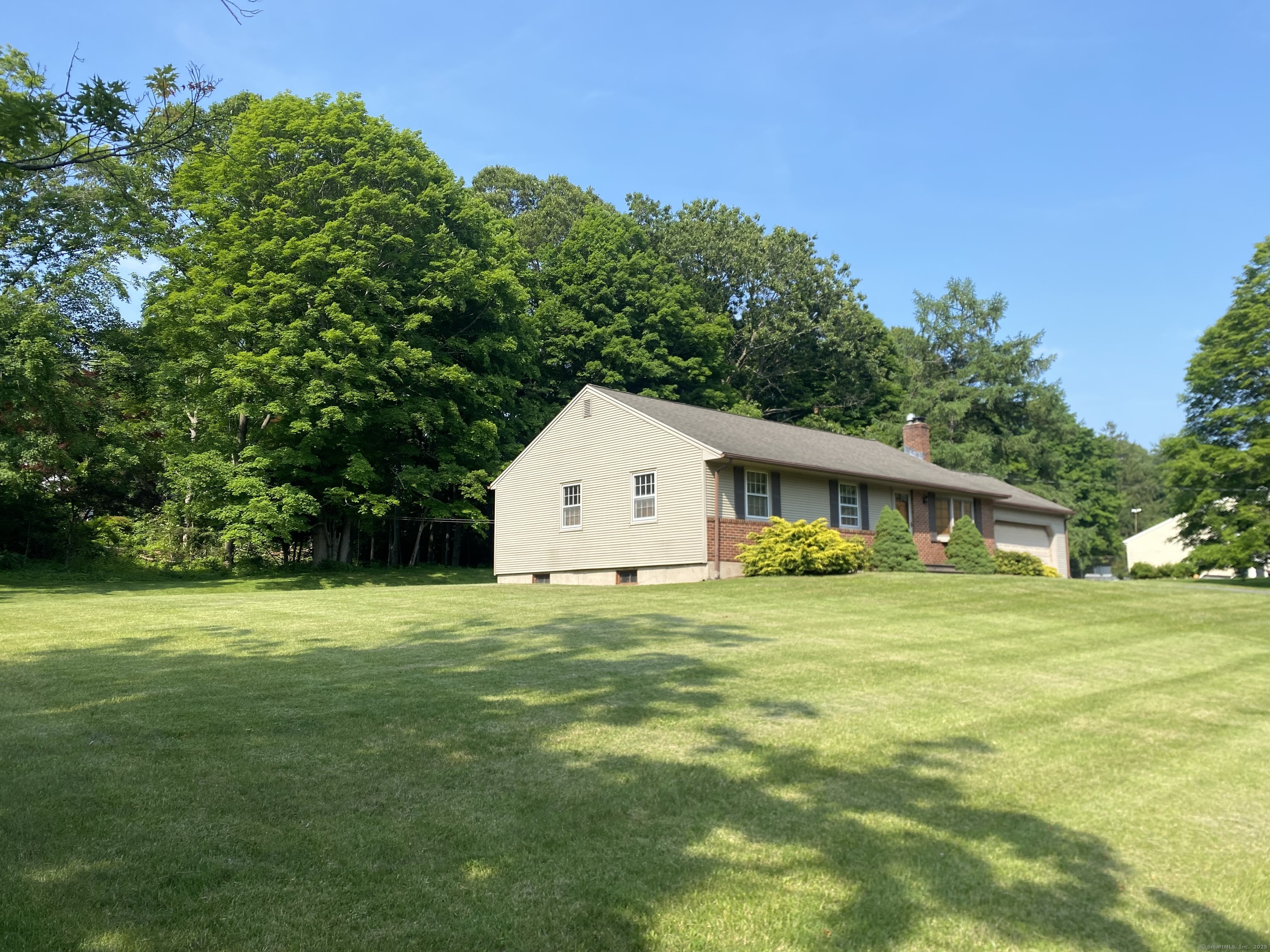 816 Moss Lane