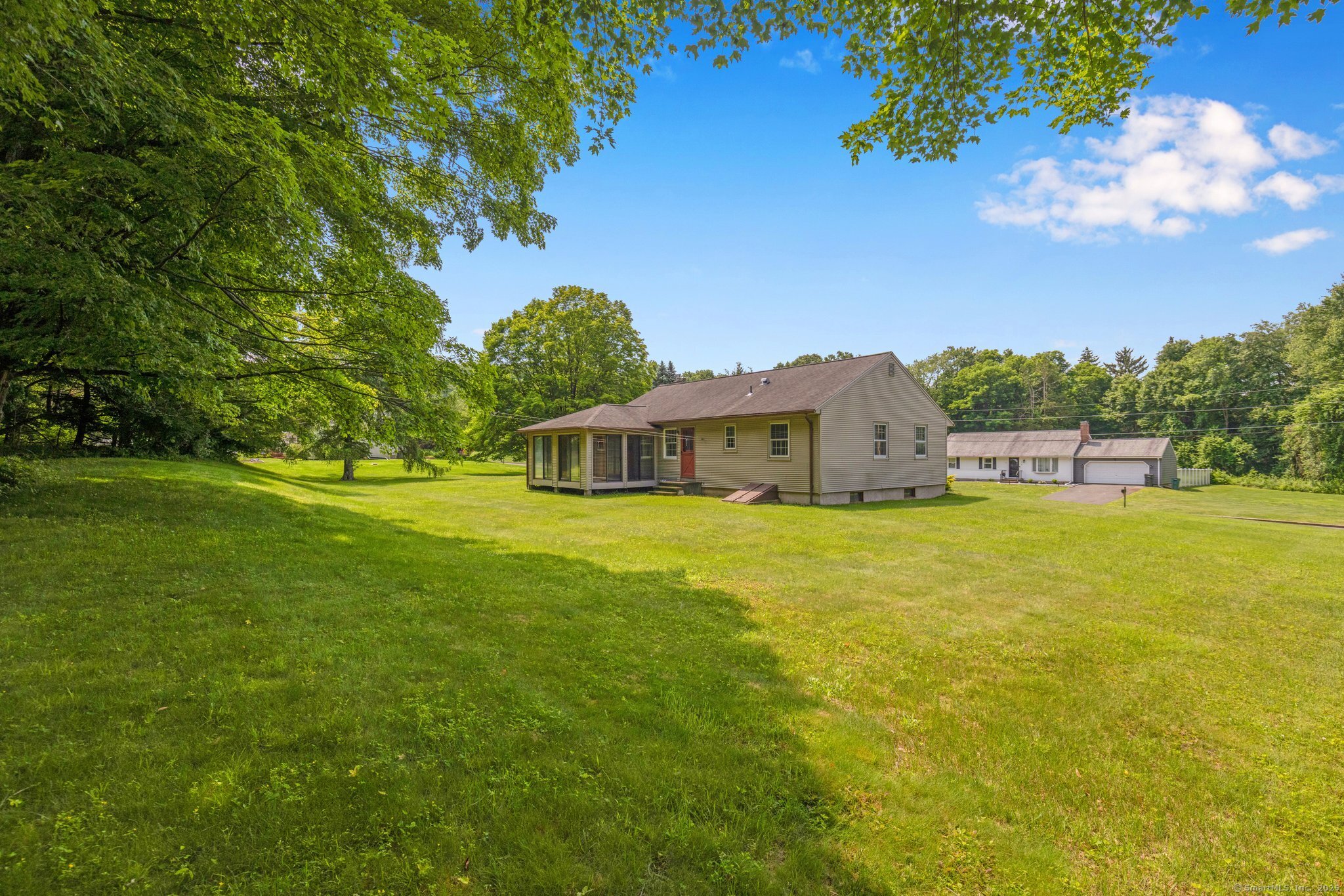 816 Moss Lane