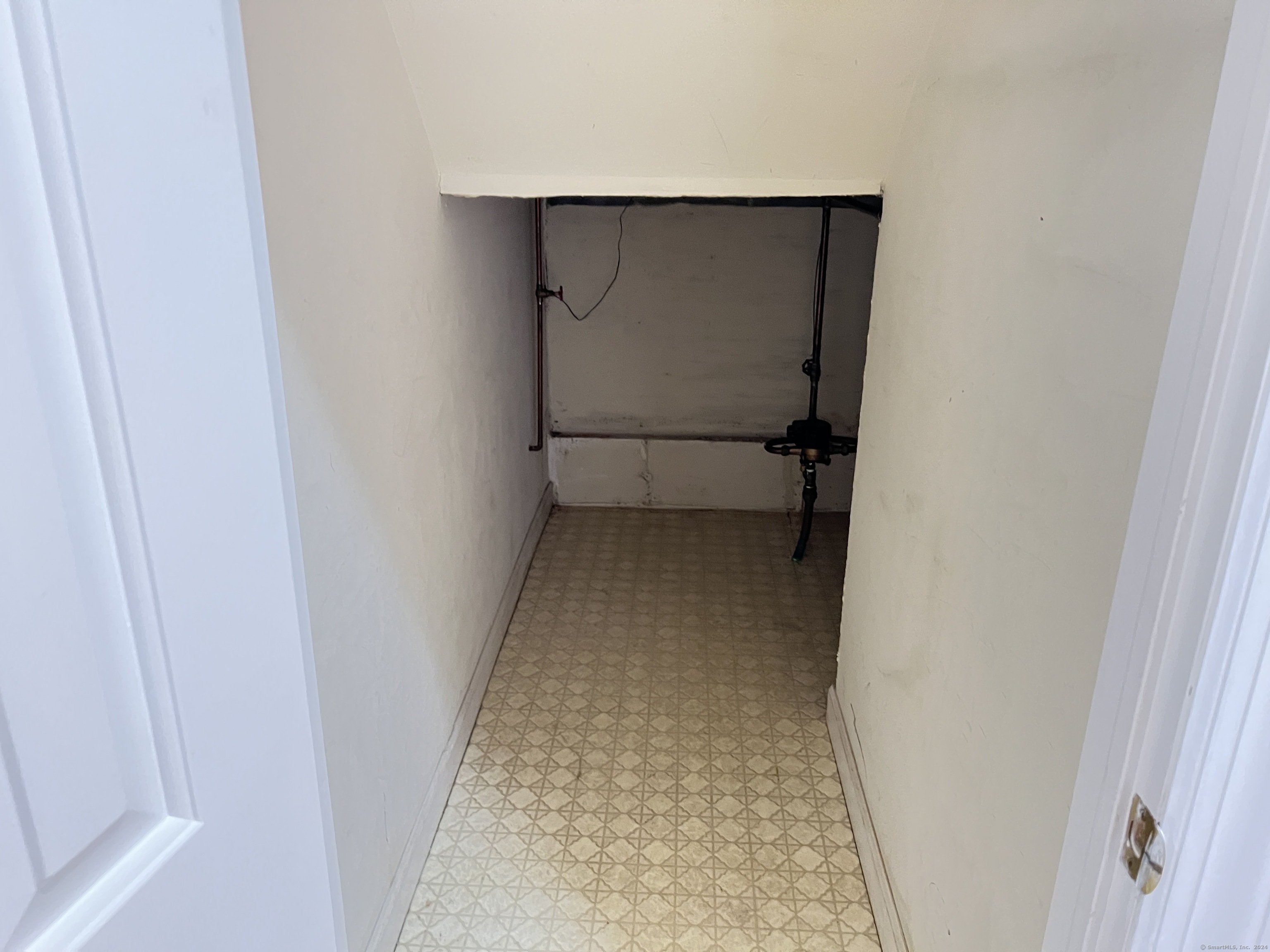 2675 Park Avenue #8, Bridgeport, Connecticut image 26