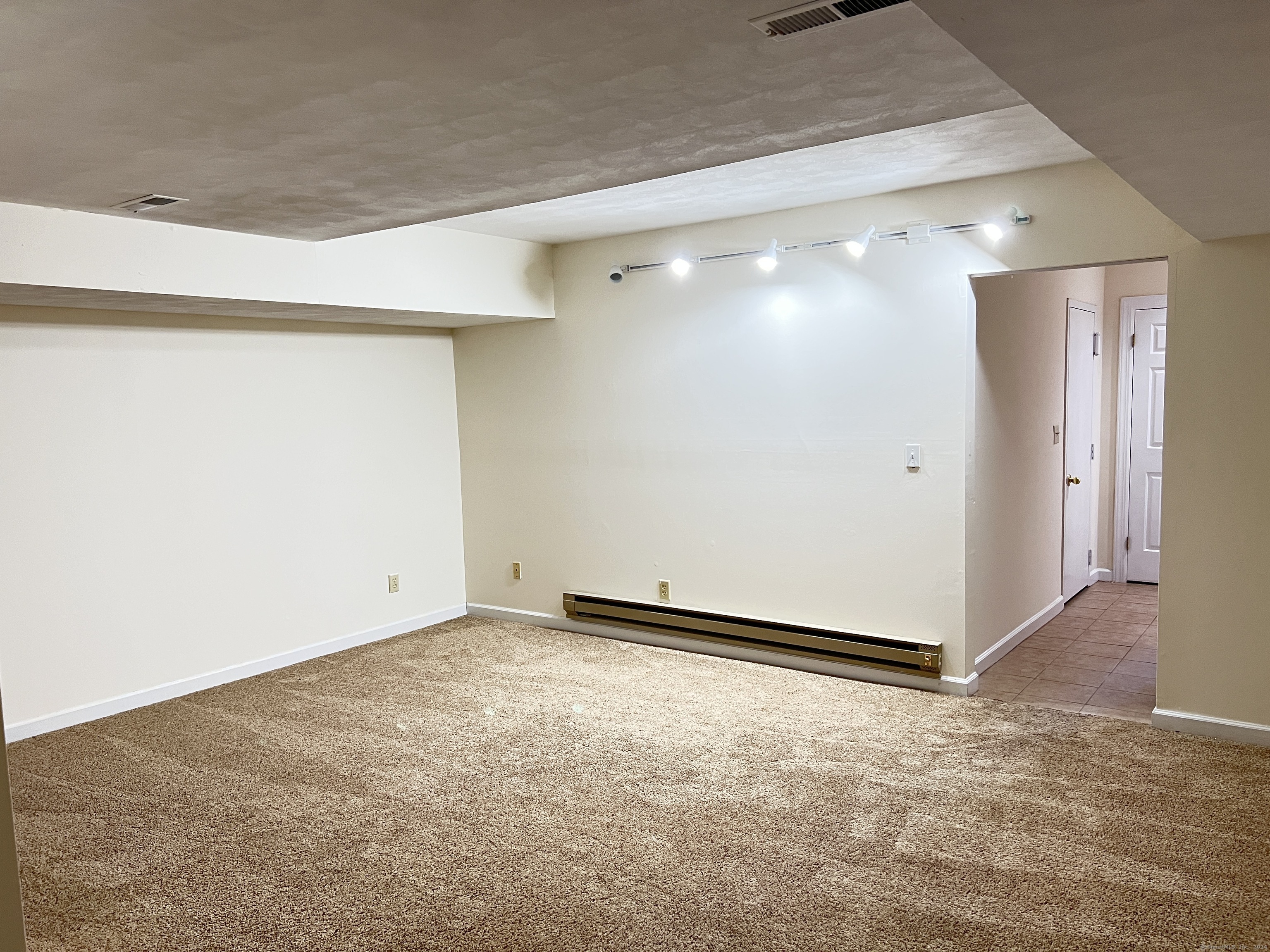 2675 Park Avenue #8, Bridgeport, Connecticut image 23