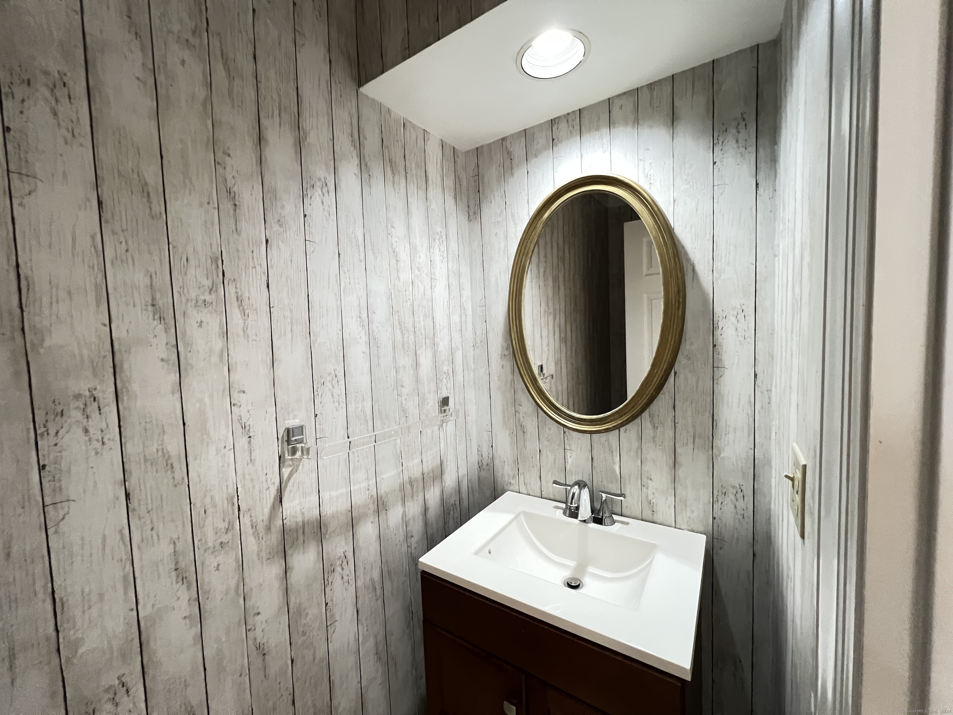 2675 Park Avenue #8, Bridgeport, Connecticut image 7