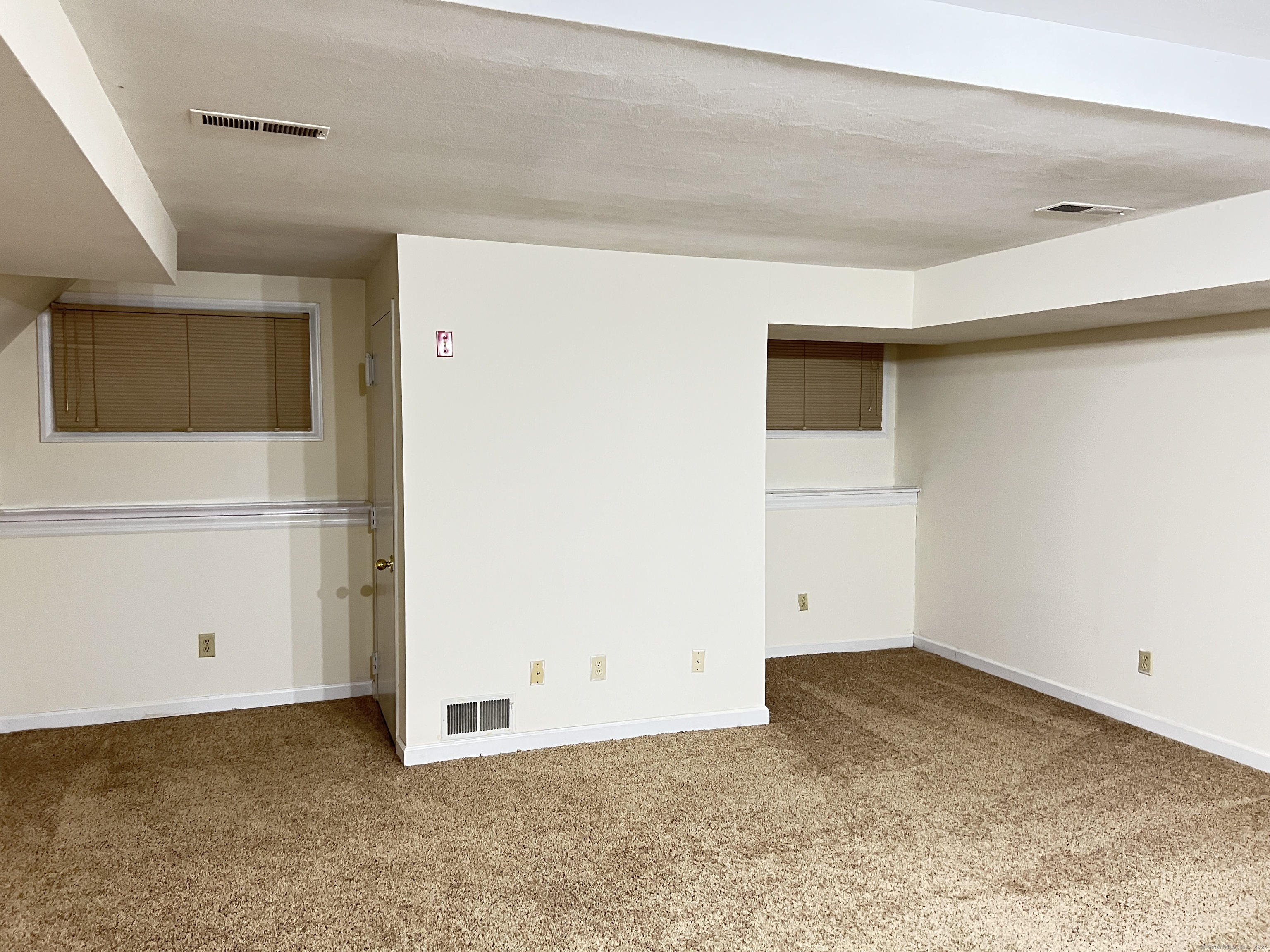 2675 Park Avenue #8, Bridgeport, Connecticut image 22