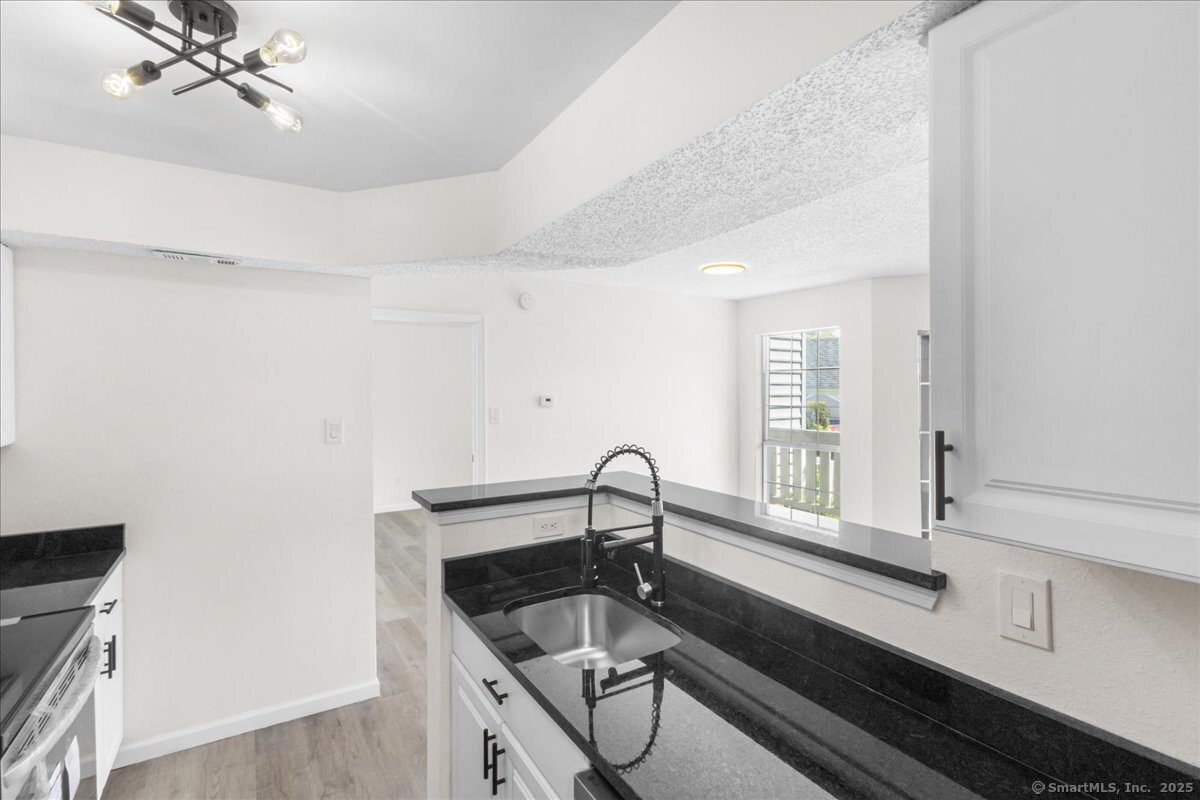85 Crown Knoll Court #APT 117, Groton, Connecticut image 12