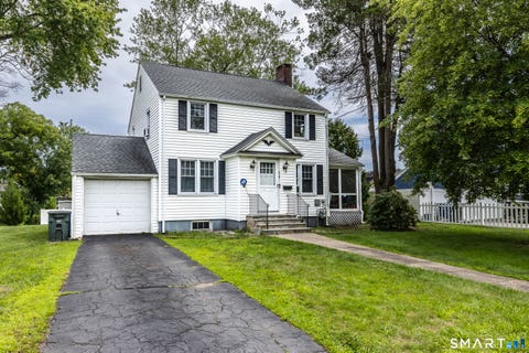 Tiny photo for 810 Huntington Turnpike, Bridgeport, CT 06610 (MLS # 24197126)