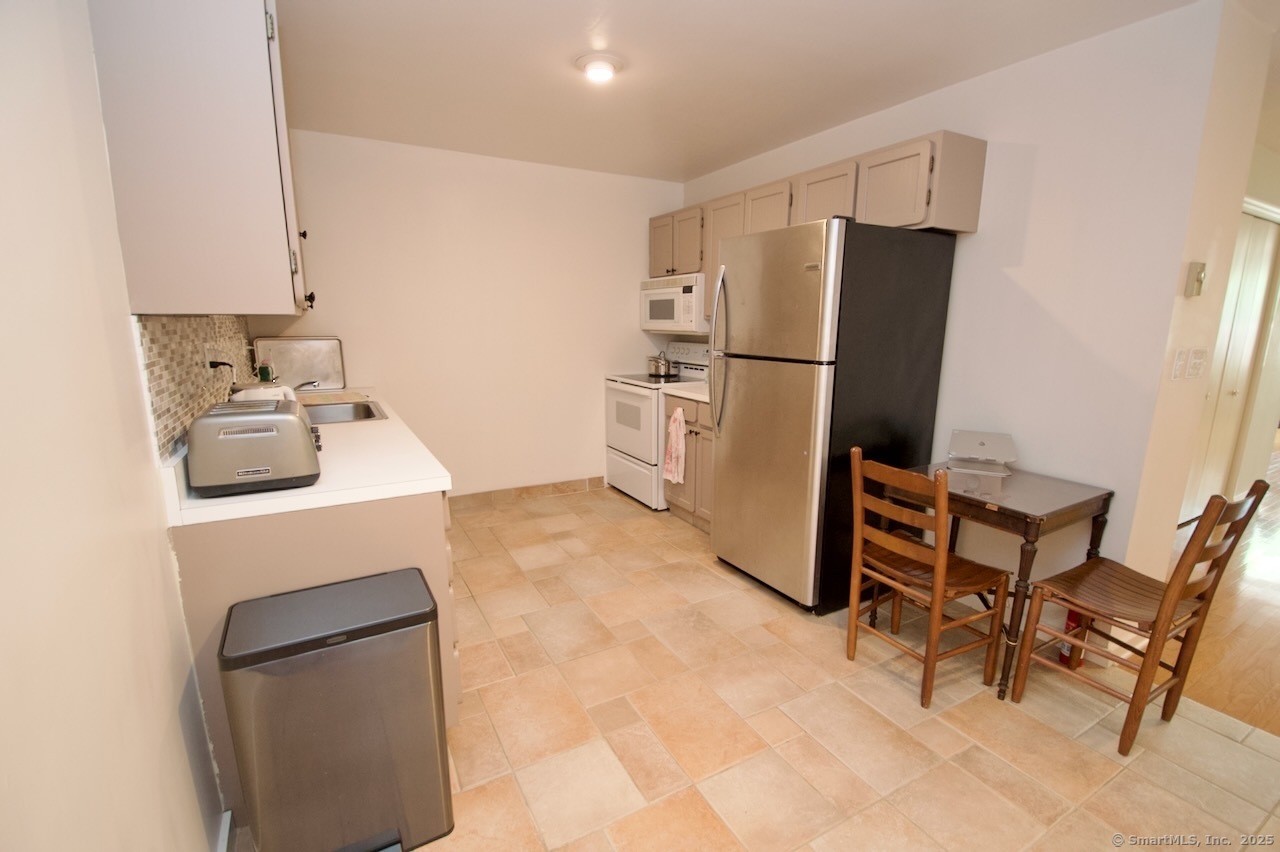201 College Street #11, Middletown, Connecticut image 15
