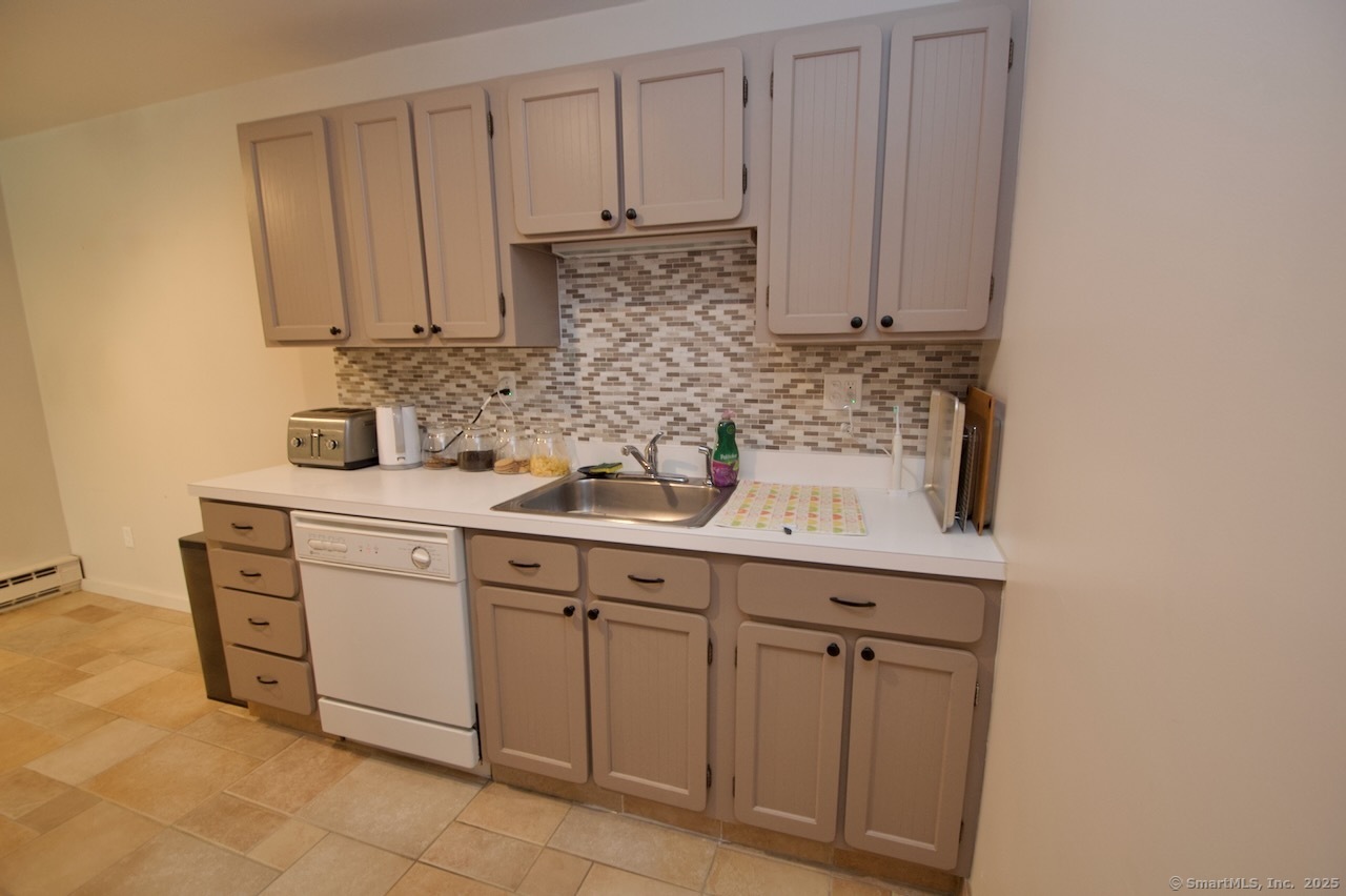 201 College Street #11, Middletown, Connecticut image 12