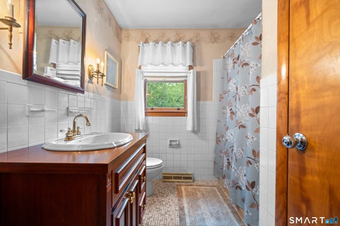 Tiny photo for 1 Sachem Drive, North Haven, CT 06473 (MLS # 24197519)