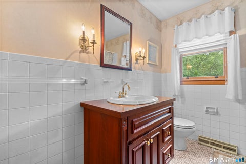 Tiny photo for 1 Sachem Drive, North Haven, CT 06473 (MLS # 24197519)