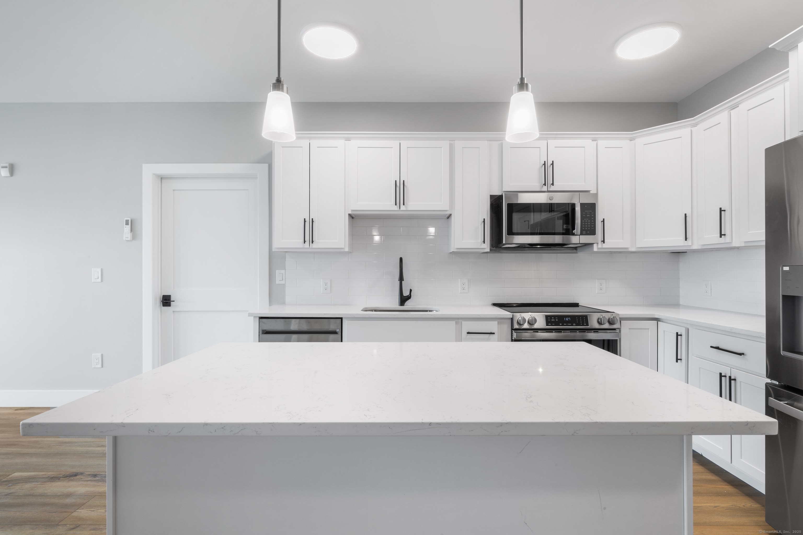 300 Harbour Close #S, New Haven, Connecticut image 3