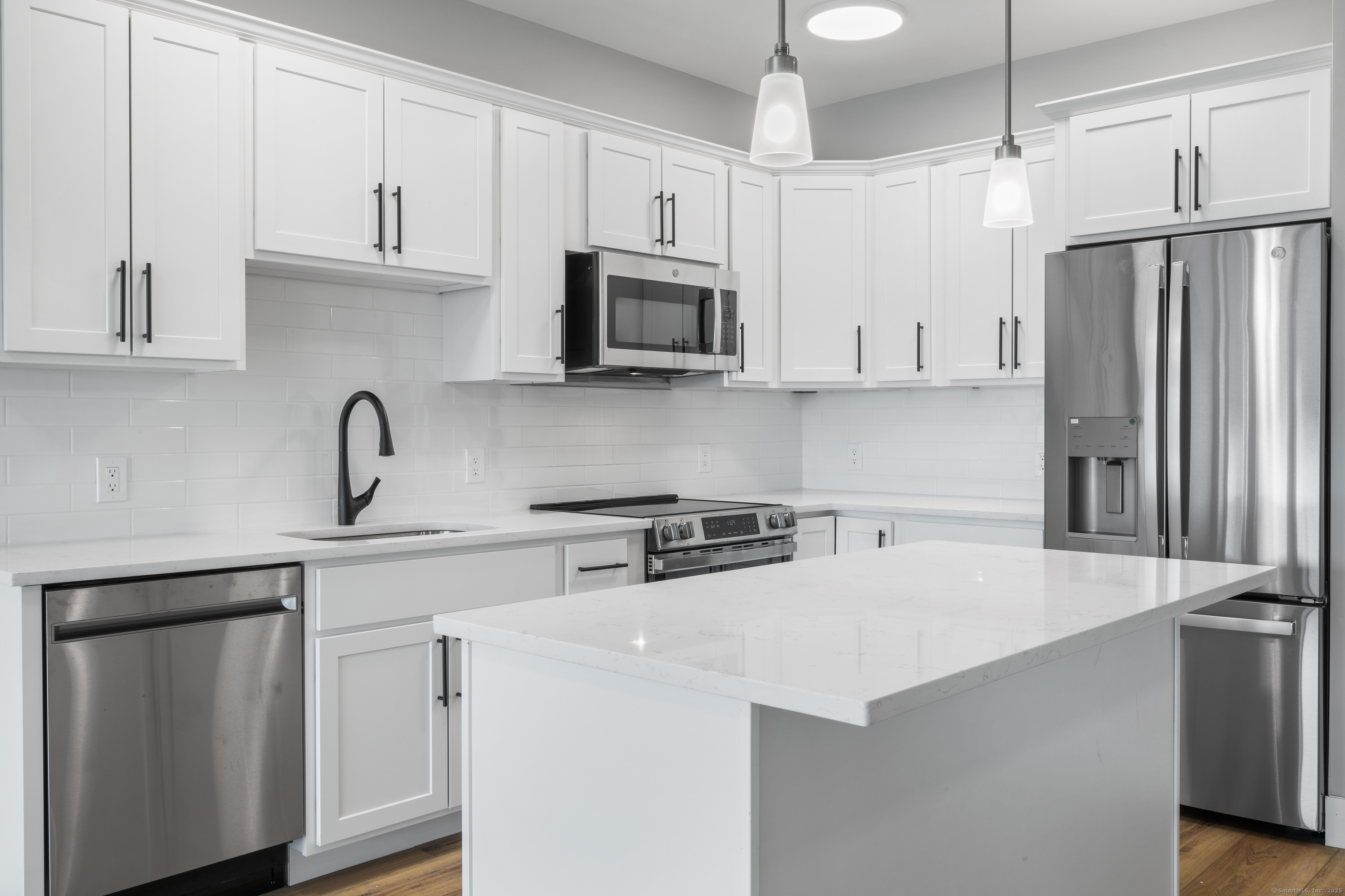 300 Harbour Close #S, New Haven, Connecticut image 4
