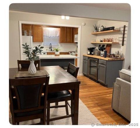 18 Colonial Drive APT A