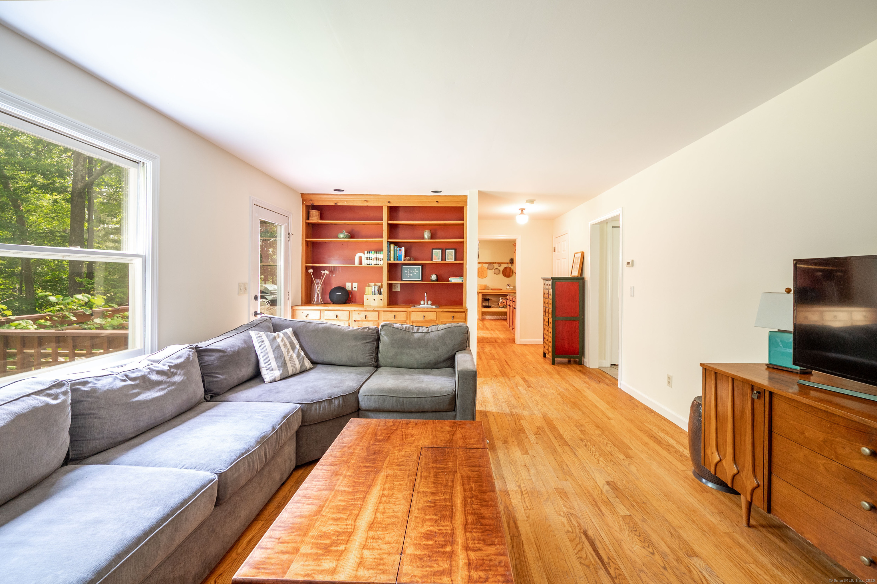 17 Hoyt Road