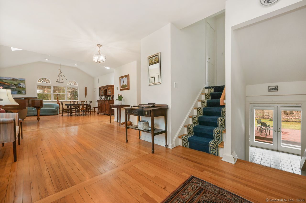 32 Jeffrey Road, Greenwich, Connecticut image 3